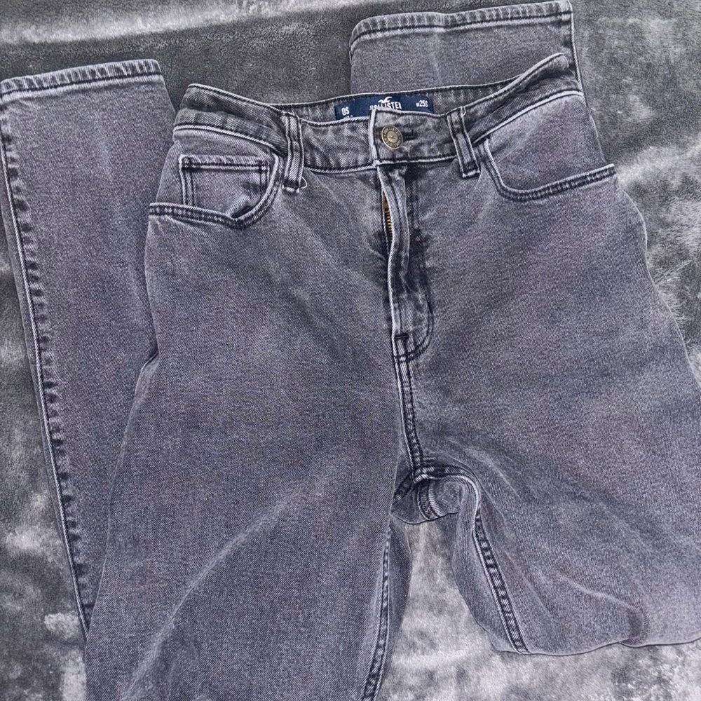 Hollister Women's Dark Gray Boyfriend Jeans